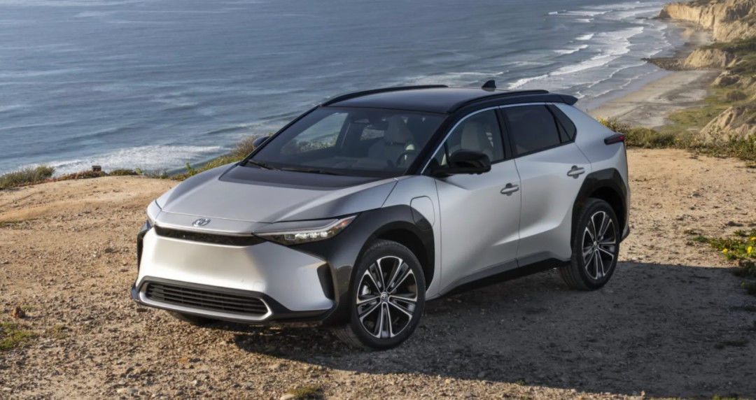 160KM/H 615KM Toyota EV Vehicle Toyota BZ4X Electric Mid Size SUV
