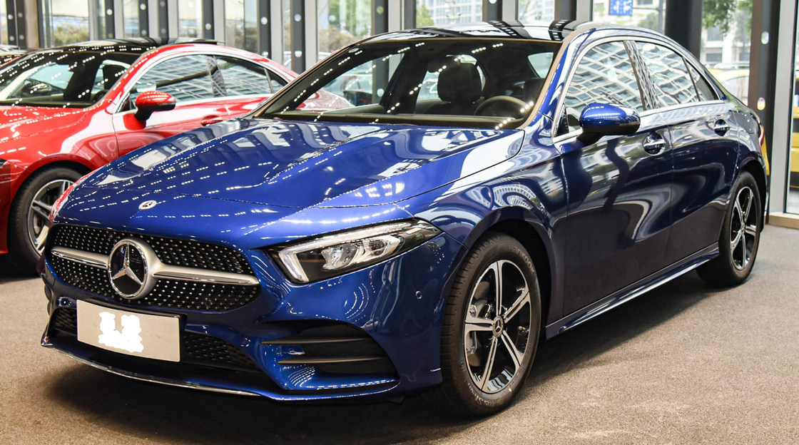 7 Gear DCT Benz Petrol Cars Mercedes Benz A 2022 Sport Sedan Fashion Version